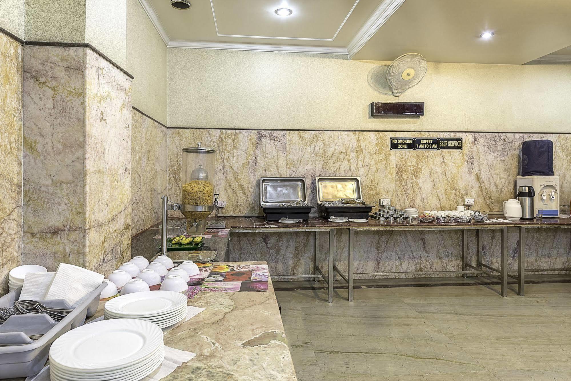 Hotel Treebo Trend Singh Sons Karol Bagh Nové Dillí Exteriér fotografie