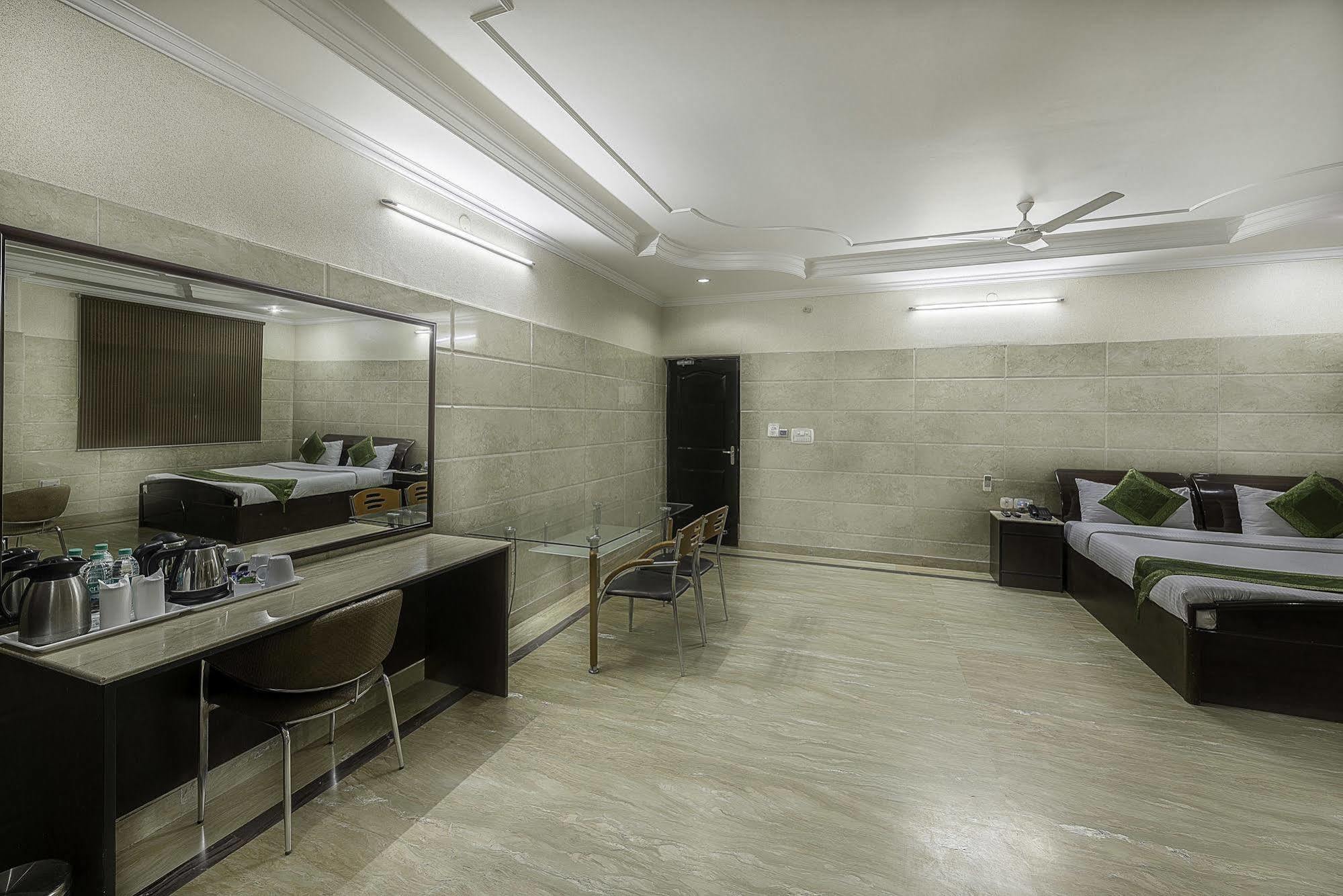 Hotel Treebo Trend Singh Sons Karol Bagh Nové Dillí Exteriér fotografie