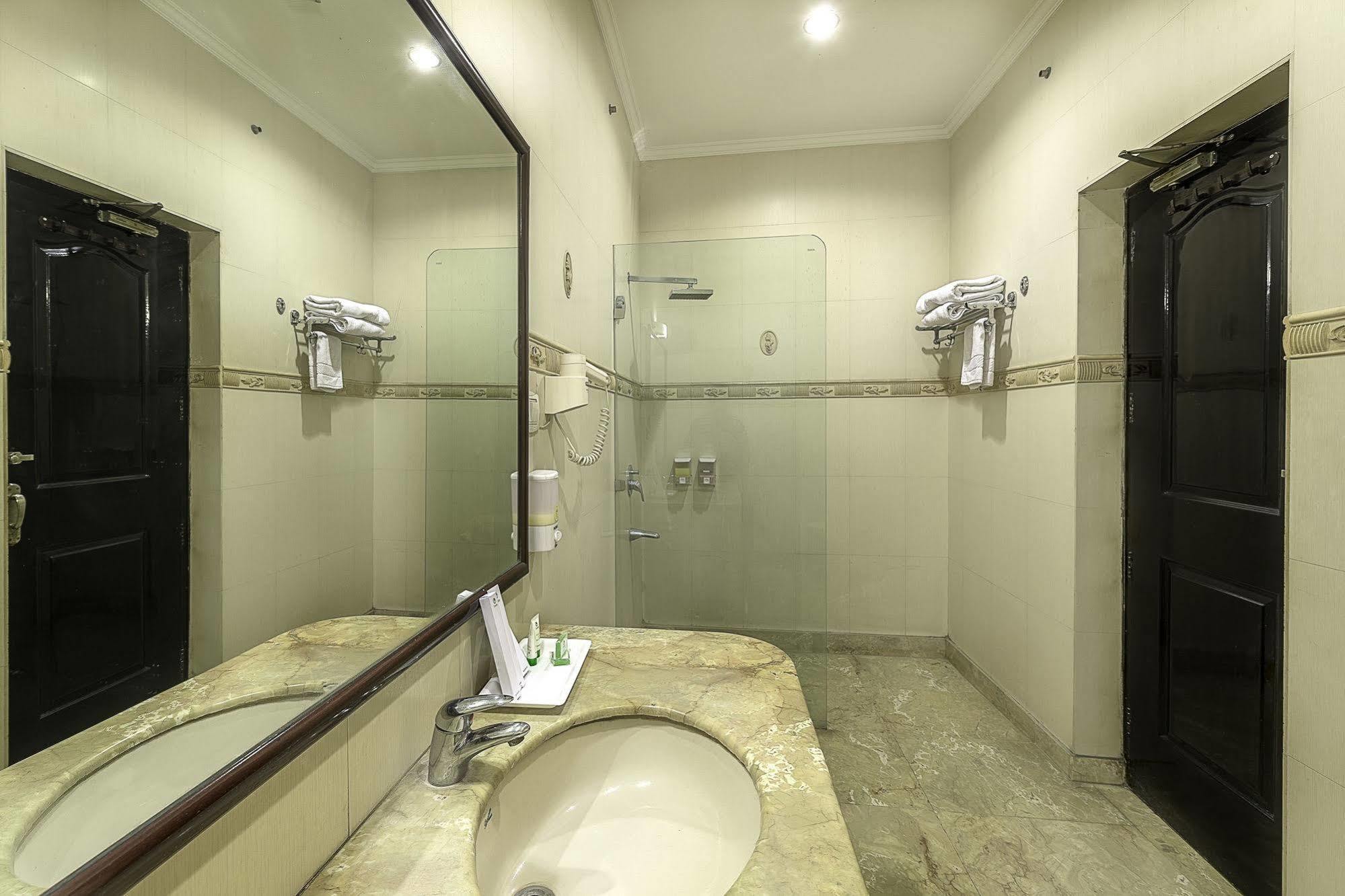 Hotel Treebo Trend Singh Sons Karol Bagh Nové Dillí Exteriér fotografie